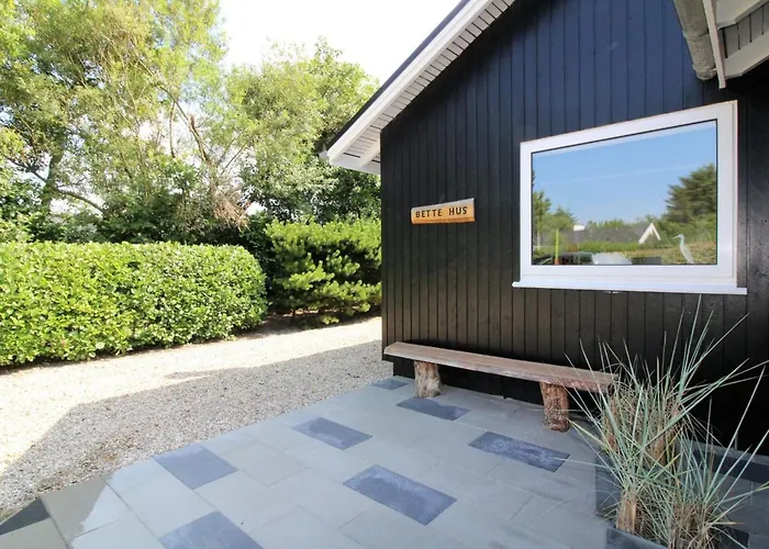 Nyaraló Kadir - 500m From The Sea By Interhome