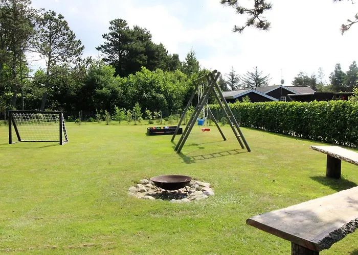 Kadir - 500m From The Sea By Interhome Nyaraló *